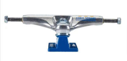 Tracker skateboard trucks